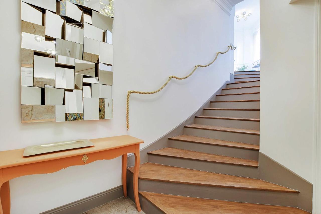 Magnifique Appartement - 2Br - 6P - Place De L'Etoile Parijs Buitenkant foto